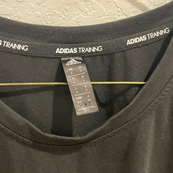 Peloton Black Shirt Size Small - Picture 5 of 6